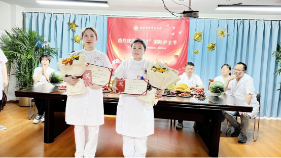 国际护士节丨致敬最美守护天使,节日快乐!(图5) 国际护士节丨致敬最美守护天使,节日快乐!(图5)